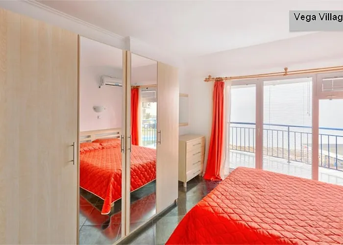 Vega Village Hébergement de vacances *